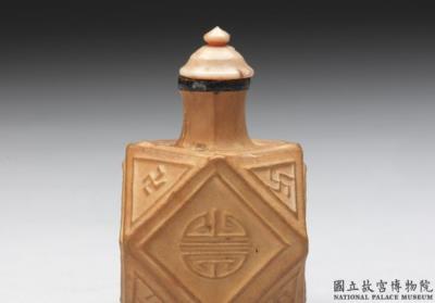 图片[2]-Molded gourd polyhedron snuff bottle with myriad longevity designs, 18th century, Qing dynasty-China Archive